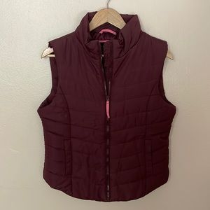 Like New Aeropostle Maroon Vest. Large